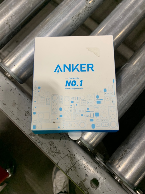 Photo 1 of Anker 622 Magnetic Battery (MagGo), 5,000mAh Foldable Magnetic Wireless Portable Charger with Stand and USB-C Port (On The Side), Magsafe-Compatible for iPhone 16/15/14/13 Series