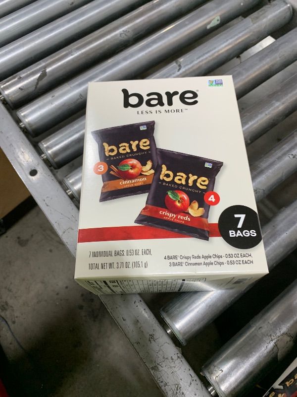 Photo 1 of bare Baked Crunchy Apple Chips, 2 Flavor Variety, 0.53oz Snack Bags (7 Pack)