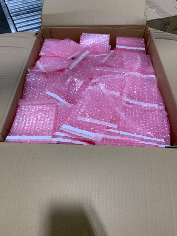 Photo 1 of 4 x 3 1/2" Anti-Static Bubble Pouches