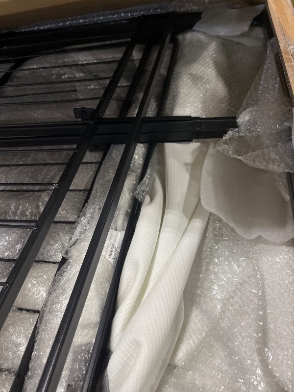 Photo 1 of ZINUS 9 Inch No Assembly Metal Box Spring, Cool Mattress Foundation, Sturdy Metal Structure, Split King, White