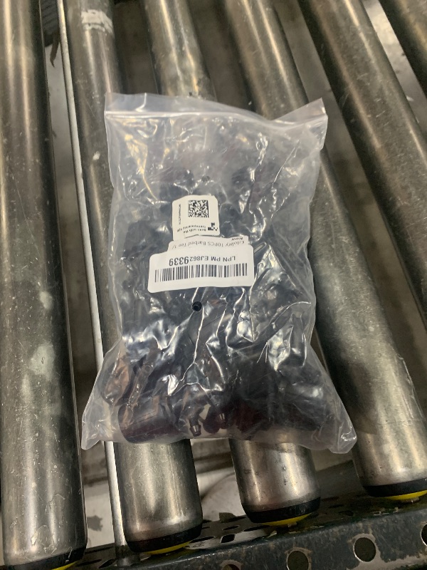Photo 1 of Kalolary 10PCS Barbed Tee 1/2 inch to 1/4 inch Irrigation Tube Anti-Drop Premiun Quality Fitting (fits 13mm ID/ 4mm ID), 16mm PE Pipe Lock Female Connector to 47 Pipe Variable Diameter Six-Way Adapter