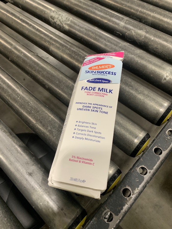 Photo 1 of Palmer's Skin Success Anti-Dark Spot Fade Milk Body Lotion, 8.5 Ounce