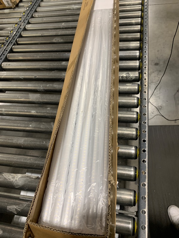 Photo 1 of ONLYLUX 8 Foot Led Lights, T8 96" 45Watt FA8 Single Pin LED Shop Lights 5850LM, Ballast Bypass, 6000k, F96 8ft Led Bulbs Fluorescent Replacement,Workshop, Warehouse, Clear Cover(12 Pack)