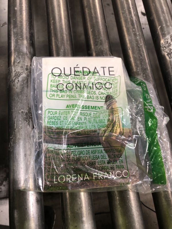 Photo 1 of Quedate conmigo (Spanish Edition)