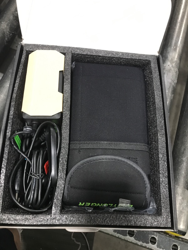 Photo 1 of EASYLONGER CPAP Battery Backup Power Supply ES720, 266.4Wh CPAP Battery for AirSense 11, AirSense 10, AirCurve 10, AirMini, Philips Dreamstation/ 2, Emergency CPAP Battery for Outdoor Camping