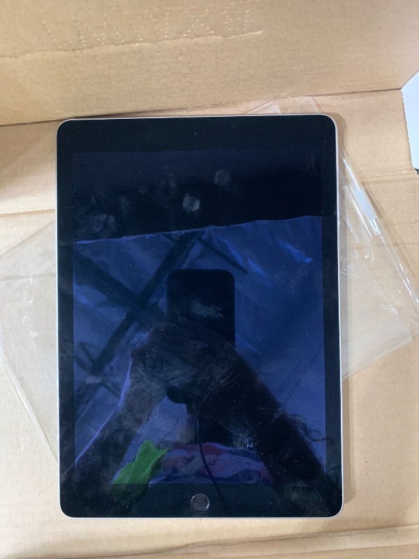 Photo 1 of IPAD AIR 2