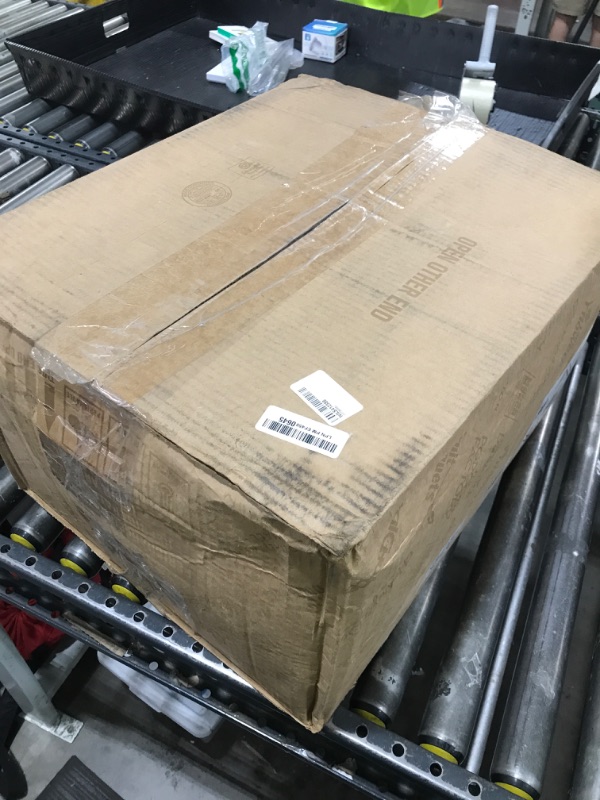 Photo 1 of SNOWMAN Premium Down Comforter Palatial King Size, Luxurious All Season Duvet Insert with Cotton Blended Fabric, 53oz Fill Weight 3D Baffle Box Design Hotel Bedding Comforter (White,120"x98")