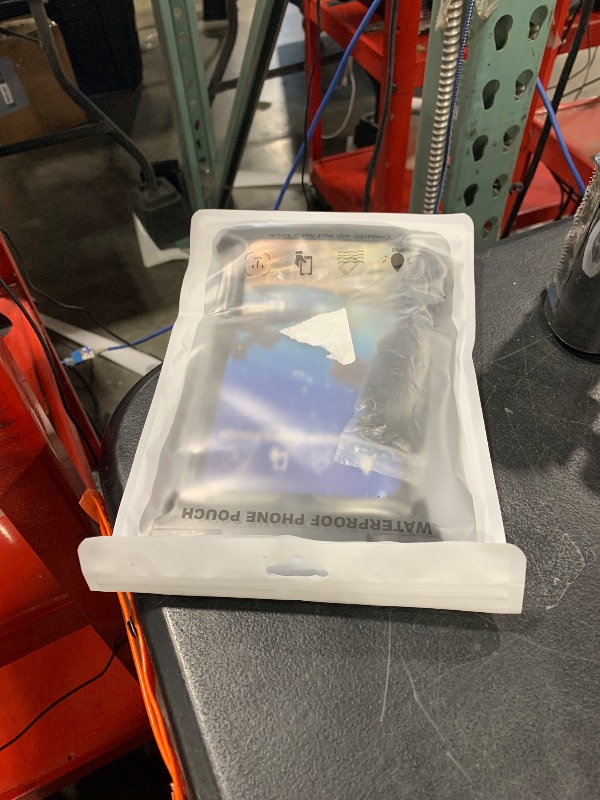 Photo 1 of Waterproof Phone Pouch Floating- [3D Clear Soft Edges ] IP68 Waterproof Phone Case - iPhone 16/15/14/13 Pro Max Samsung 24/23/22 Ultra Google Up 7.5" - Detachable Lanyard - Front Clear + Back Bear