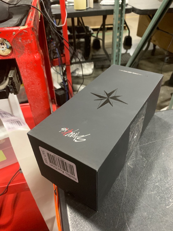 Photo 1 of Stray Kids - Official Light Stick Ver.2