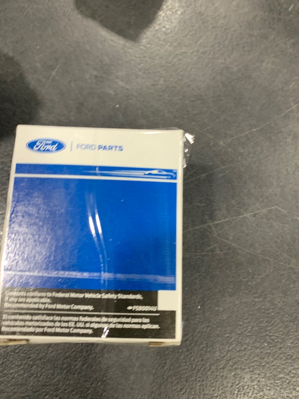 Photo 1 of OEM Ford Carplay USB Hub Module Upgrade for Sync 3 Models HC3Z-19A387-H