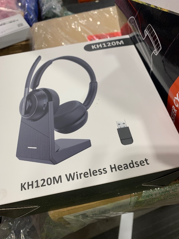 Photo 1 of WIRELESS HEADSET 