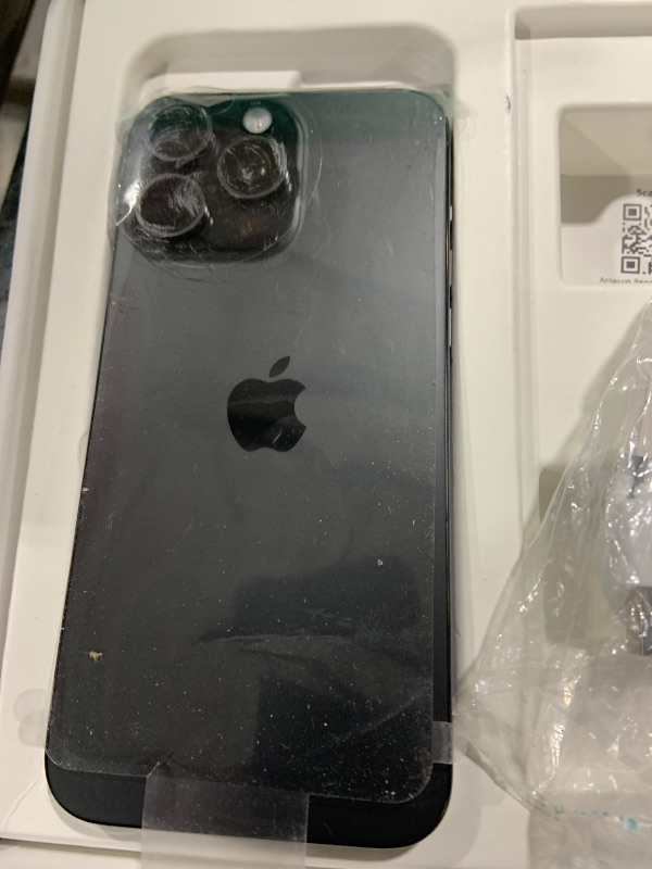 Photo 1 of Apple iPhone 15 Pro Max, 256GB, Black Titanium - Unlocked (Renewed Premium)