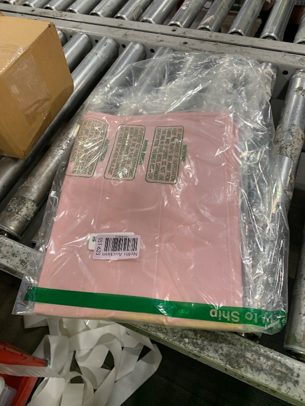 Photo 1 of Godery Pink 7 Pocket Chart (28" x 28")(Pink)