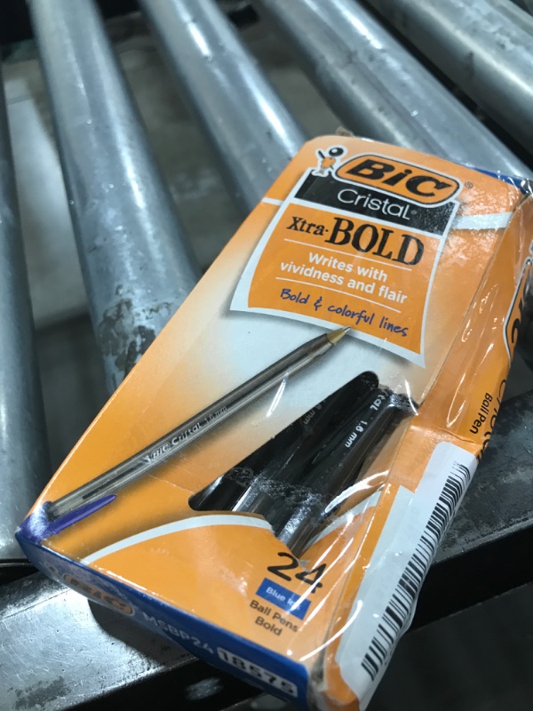 Photo 1 of BIC Cristal Xtra Bold Ballpoint Pen, Bold Point (1.6mm) For Vivid And Dramatic Lines, Blue, 24-Count