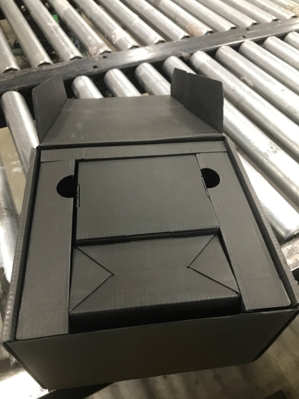 Photo 1 of IPORT LAUNCH (LaunchPort) BaseStation iPad Stand - Compatible with all LAUNCH Cases - Black