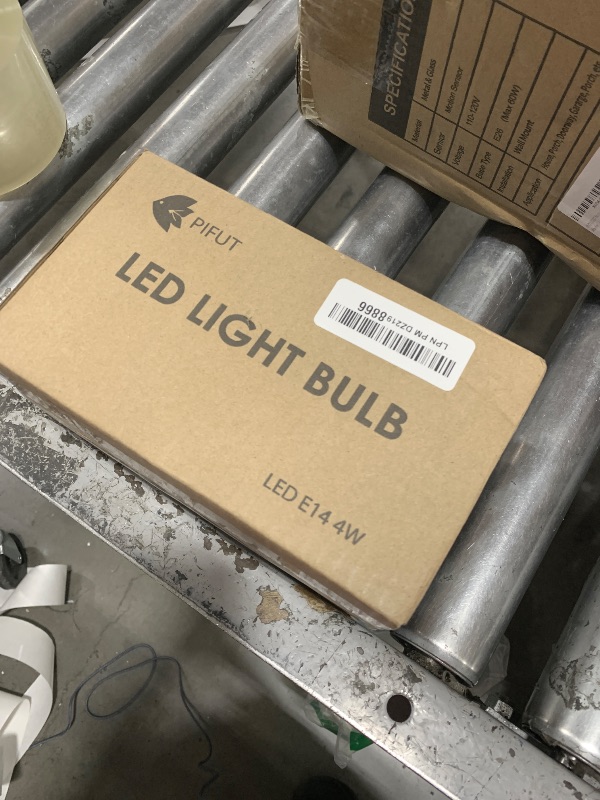 Photo 1 of Raheem E14 LED Bulb, Dimmable, 110v 300 Lumens 2700k 40w Equivalent, Best Replacement for Halogen and Incandescent Bulb, Candelabra LED Bulbs, 10 Pack (Warm White)