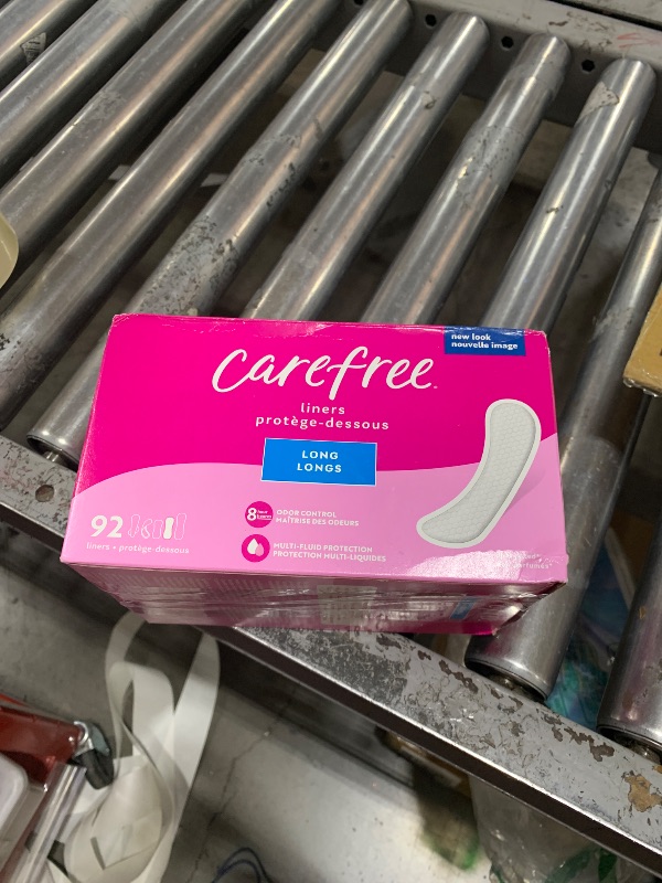 Photo 1 of Carefree Panty Liners for Women, Long, Unwrapped, Unscented, 92ct | Pantiliners, Carefree Liners, Daily Liners for Women, Light Periods and Leaks, 8-Hour Odor Control | 92ct (Packaging May Vary)
