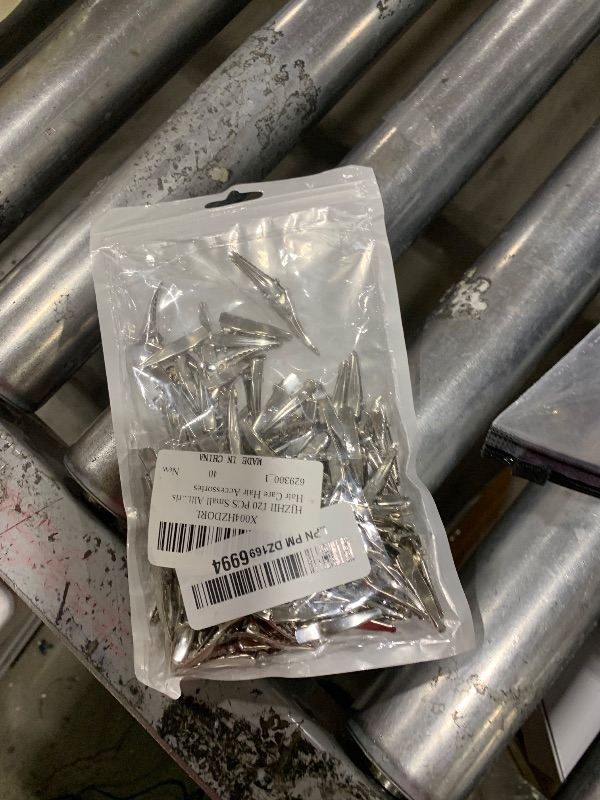 Photo 1 of HJZHII 120 PCS Small Alligator Hair Clips,1.14Inch/29mm Silver Metal Alligator Hair Pins Ferroalloy DIY Small Crocodile Clips Teeth Bows Crocodile Hair Clips Women Girls Hair Care Hair Accessories