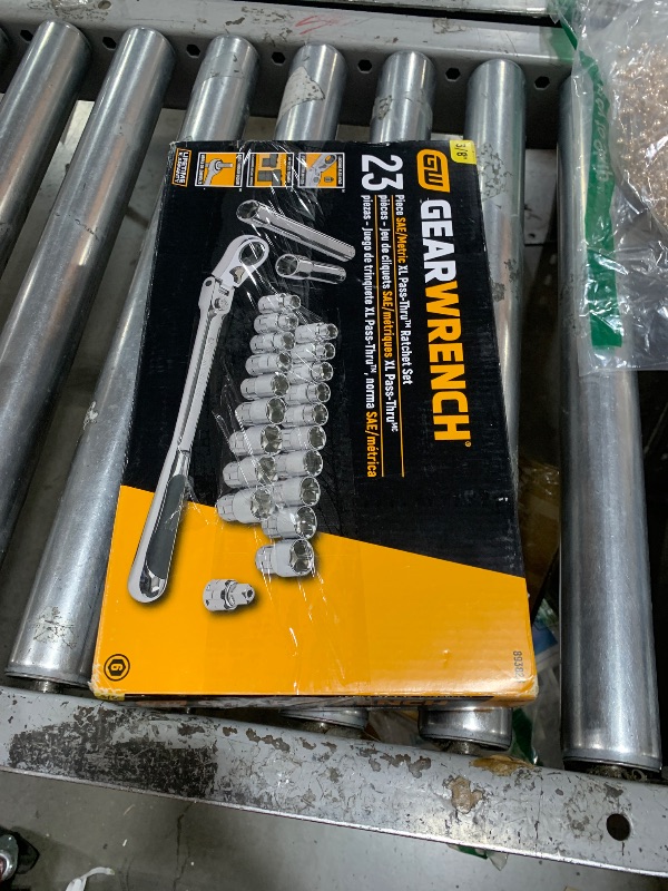 Photo 1 of GEARWRENCH 23 Piece 3/8" Drive Pass-Thru™ 6 Point Standard SAE/Metric Mechanics Tool Set | 893823