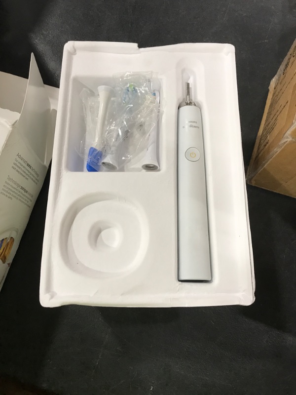 Photo 1 of Philips Sonicare DiamondClean Smart 9500 Electric Toothbrush, Sonic Toothbrush with App, Pressure Sensor, Brush Head Detection, 5 Brushing Modes and 3 Intensity Levels, Rosegold, Model HX9923/61
