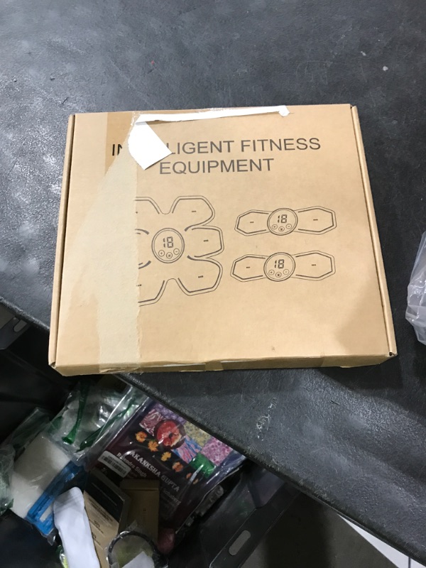 Photo 1 of fitness equipment 