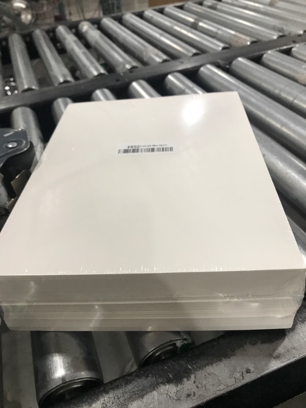 Photo 1 of Geosar 200 Sheets Linen Cardstock Paper 8.5 x 11 Invitation Card Stock Heavy Weight 92lb 250GSM DIY Arts holiday Making Printer Index Cards Cover Postcards Blank Note Greeting(Cream)