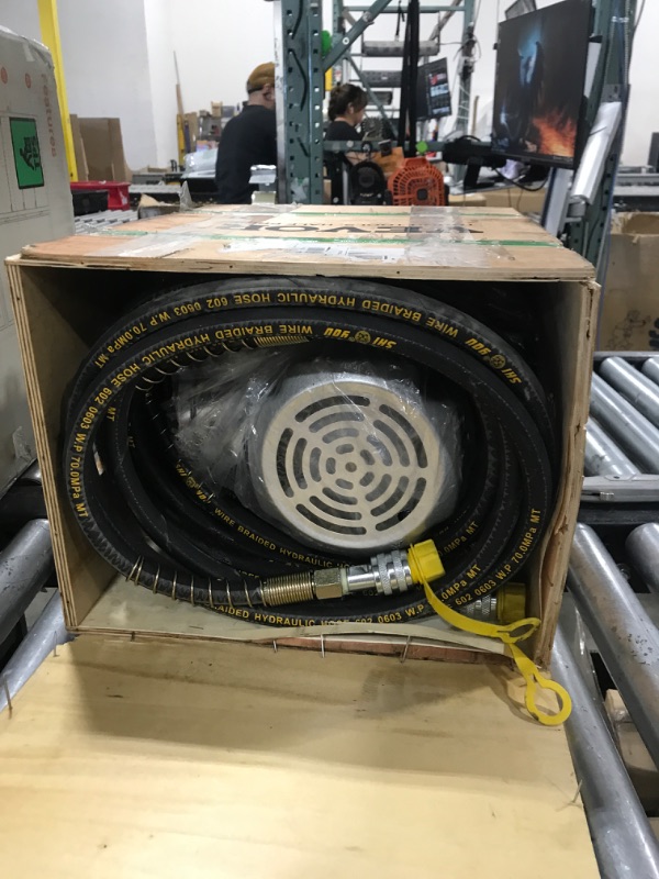 Photo 1 of VEVOR 10000 PSI Hydraulic Electric Pump, Double Acting, 750W Full Copper Power Engine & 8L Hydraulic Power Pack Cylinder