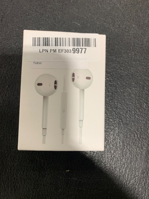 Photo 1 of 2 Pack-USB C Headphones for iPhone 15 Earbuds USB C Wired Earphones with Mic & Remote Control Noise Cancelling for iPhone 16 pro, iPad Pro, Galaxy S23/S22/S21/S20/Ultra Note 10/20, Pixel 7/6/6a/5/4