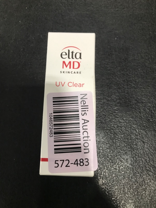 Photo 1 of EltaMD UV Clear Face Sunscreen SPF 46, Oil Free for Face with Zinc Oxide, Dermatologist Recommended Sunscreen Lotion, For Acne-Prone Sensitive Skin, 1.7 oz Pump