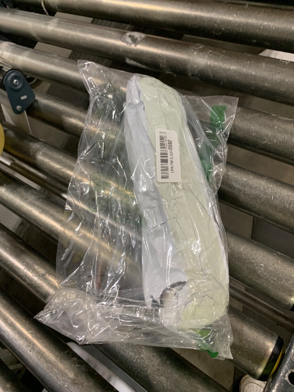 Photo 1 of MECCANIXITY Fully Threaded Rod M20 x 250mm 2.5mm Thread Pitch 304 Stainless Steel Right Hand Threaded Rods Bar Studs Long Threaded Screw with Screw Nuts 2 Pack