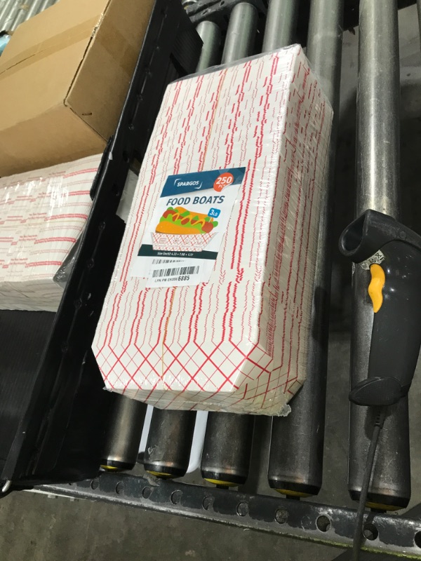 Photo 1 of SPARGOS Food Boats (250 Pack) 3LB Red and White Paper Food Trays Leakproof & Freezer Safe Chekered Nacho Trays Disposable for Concession Stand Supplies French Fry Holder & Hot Dog Trays Disposable
