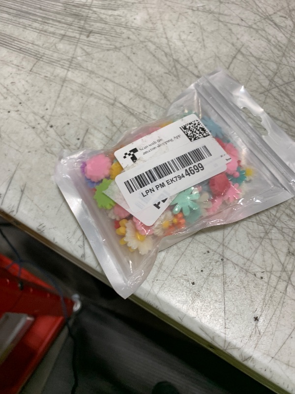 Photo 1 of 100PCS Flatback Resin Flower Charms Mini Flower Beads Charms Cabochons Embellishment Mixed Colors Daisy Resin Slime Charms for DIY Craft Scrapbooking Hair Clip Decor