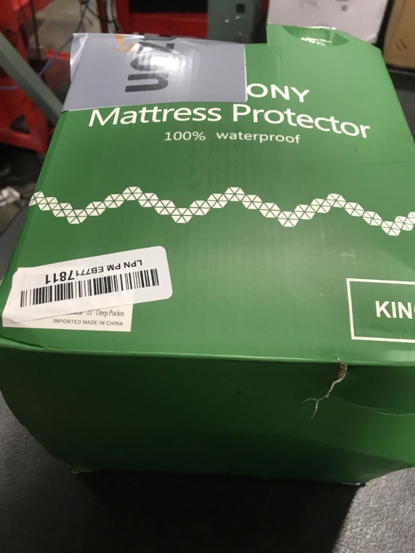 Photo 1 of Premium 100% Waterproof Mattress Protector King Size, Breathable Bed Cover 3D Air Fabric Cooling Mattress Pad Cover Smooth Soft Noiseless Washable, 8''-21'' Deep Pocket (White)