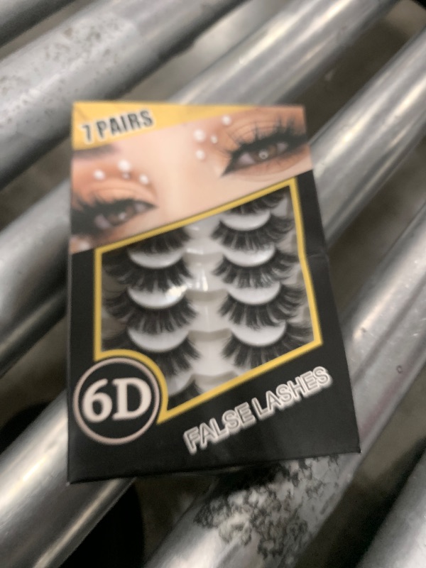 Photo 1 of Losha False Lashes Super Fluffy Faux Mink Eyelashes Dramatic Long and Full Fake Eyelashes 7 Pairs Pack Volume Lashes