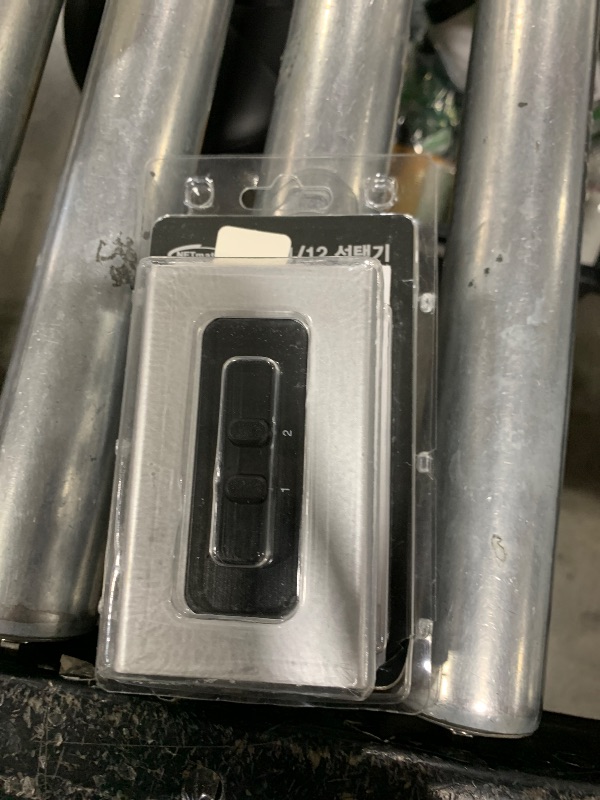 Photo 1 of 2 Port 3.5mm Stereo Manual Switch Box AUX Audio Speaker selector(Wall Mount Hole Built-in, Wall or Table Available)