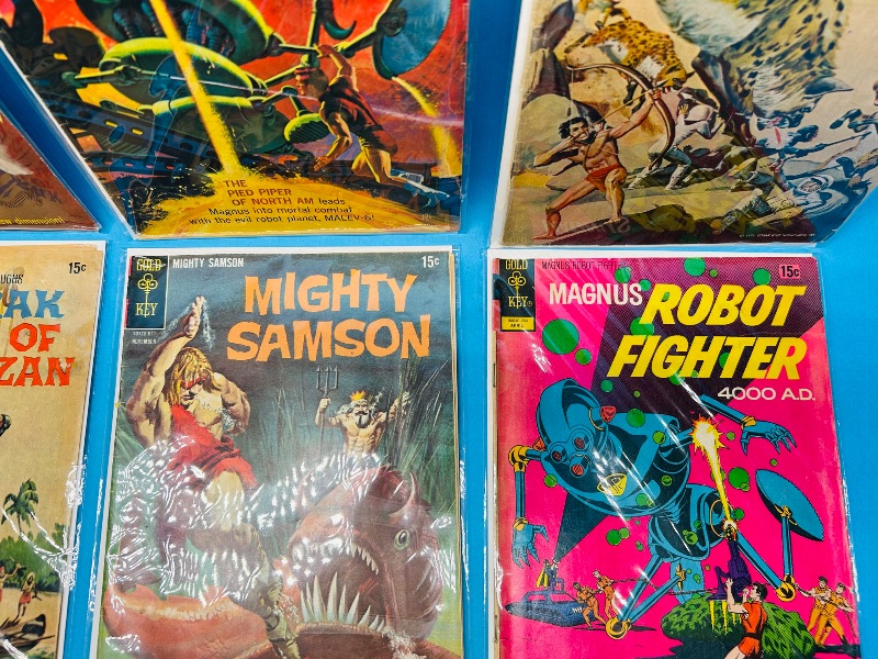 Photo 1 of 593011… 6 vintage $.15 comics in plastic sleeves 
