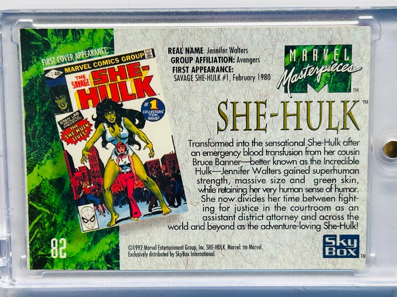 Photo 1 of 593048… Marvel Masterpieces She-hulk card 82 in hard plastic case