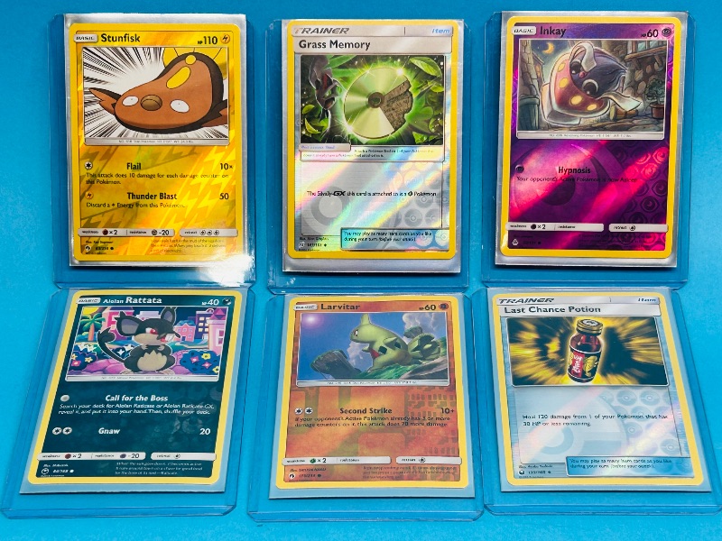 Photo 1 of 593061… 6 reverse holo Pokémon cards in hard plastic sleeves 
