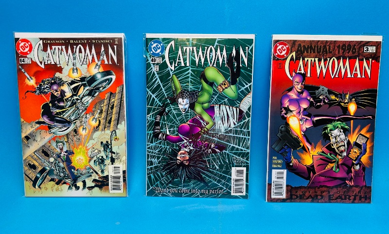 Photo 1 of 593134…3 Catwoman comics in plastic sleeves 