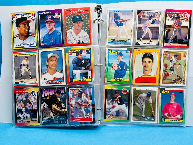 Photo 1 of 593205…final sale no returns/refunds -360 mixed baseball cards in binder