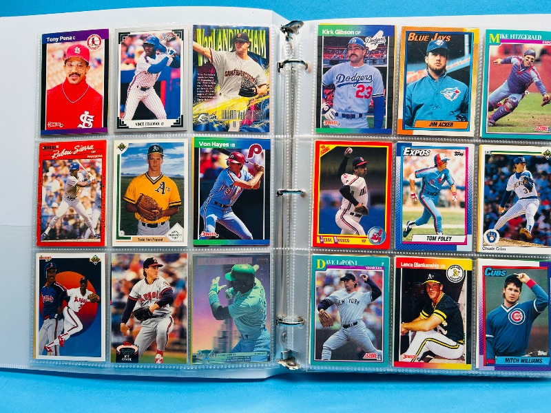 Photo 1 of 593205…final sale no returns/refunds -360 mixed baseball cards in binder