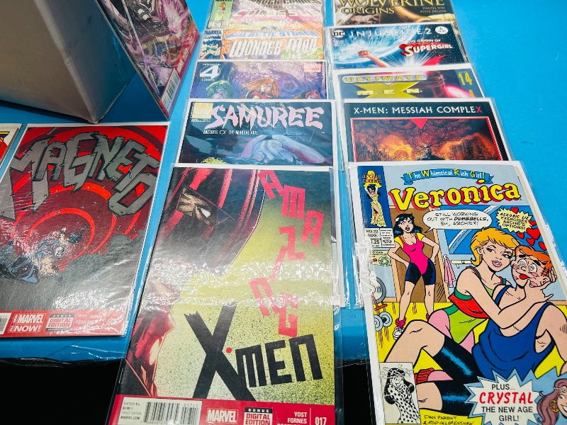 Photo 1 of 593211… final sale no returns/refunds- 140+ mixed comics in box-most sleeved 