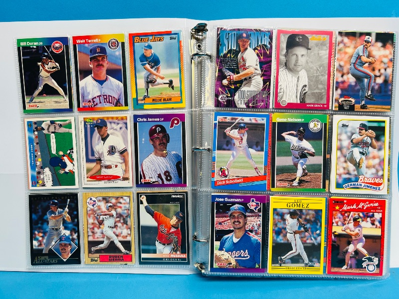 Photo 1 of 593237… final sale no returns/refunds -360 mixed baseball cards in binder