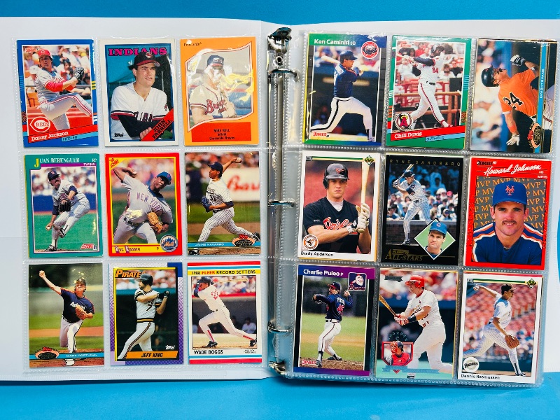 Photo 1 of 593237… final sale no returns/refunds -360 mixed baseball cards in binder