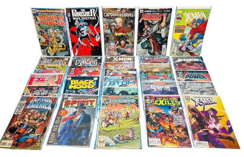 Photo 1 of 593245… final sale no returns/refunds-30 comics in plastic sleeves