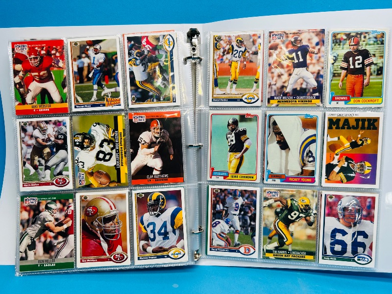 Photo 1 of 593248… final sale no returns/refunds-360 mixed football cards in binder 