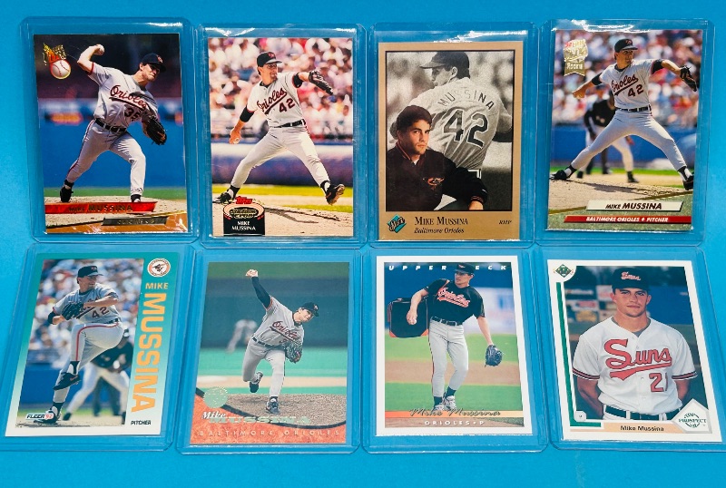 Photo 1 of 593334…Mike Mussina cards in hard plastic sleeves 