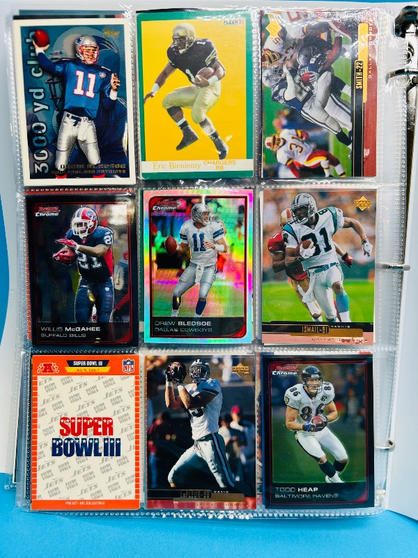 Photo 1 of 593349… final sale no returns/refunds-360 mixed football cards in binder 
