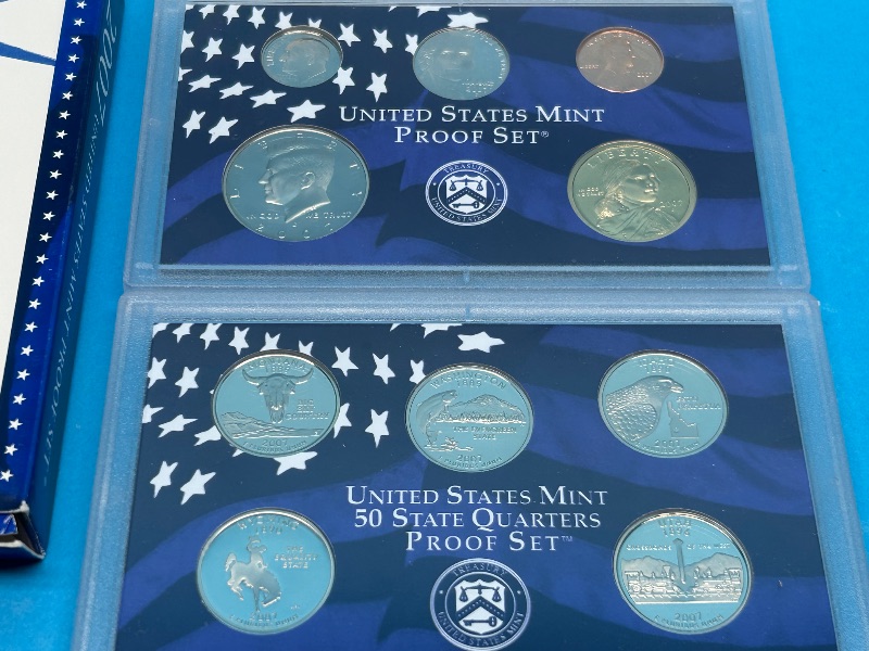 Photo 1 of 593365…2007 US mint proof coin set with COA 