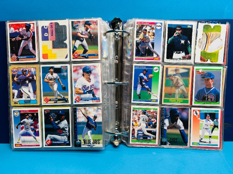Photo 1 of 593379… final sale no returns/refunds-450 mixed baseball cards in binder 